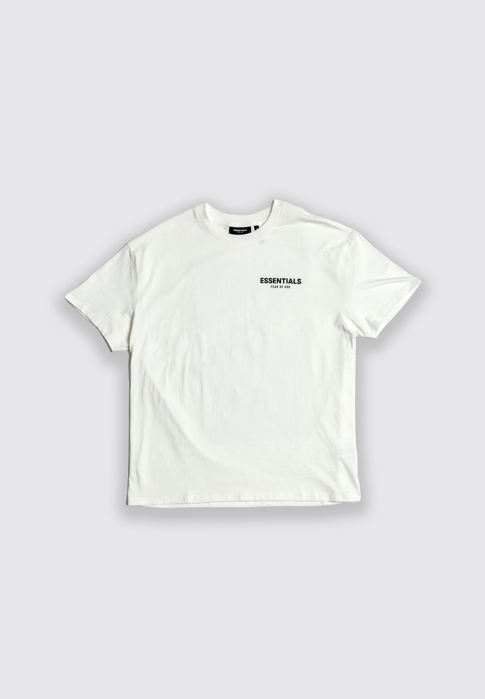 FEAR OF GOD ESSENTIALS PHOTO TEE S/S | Pavement