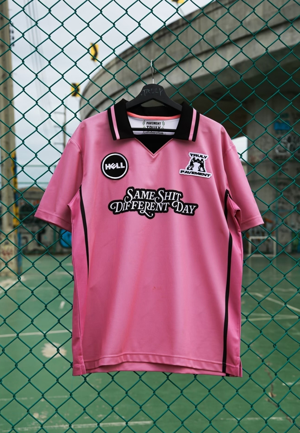 Pavement x Truly Everyday Football Jersy - PINK/BLACK