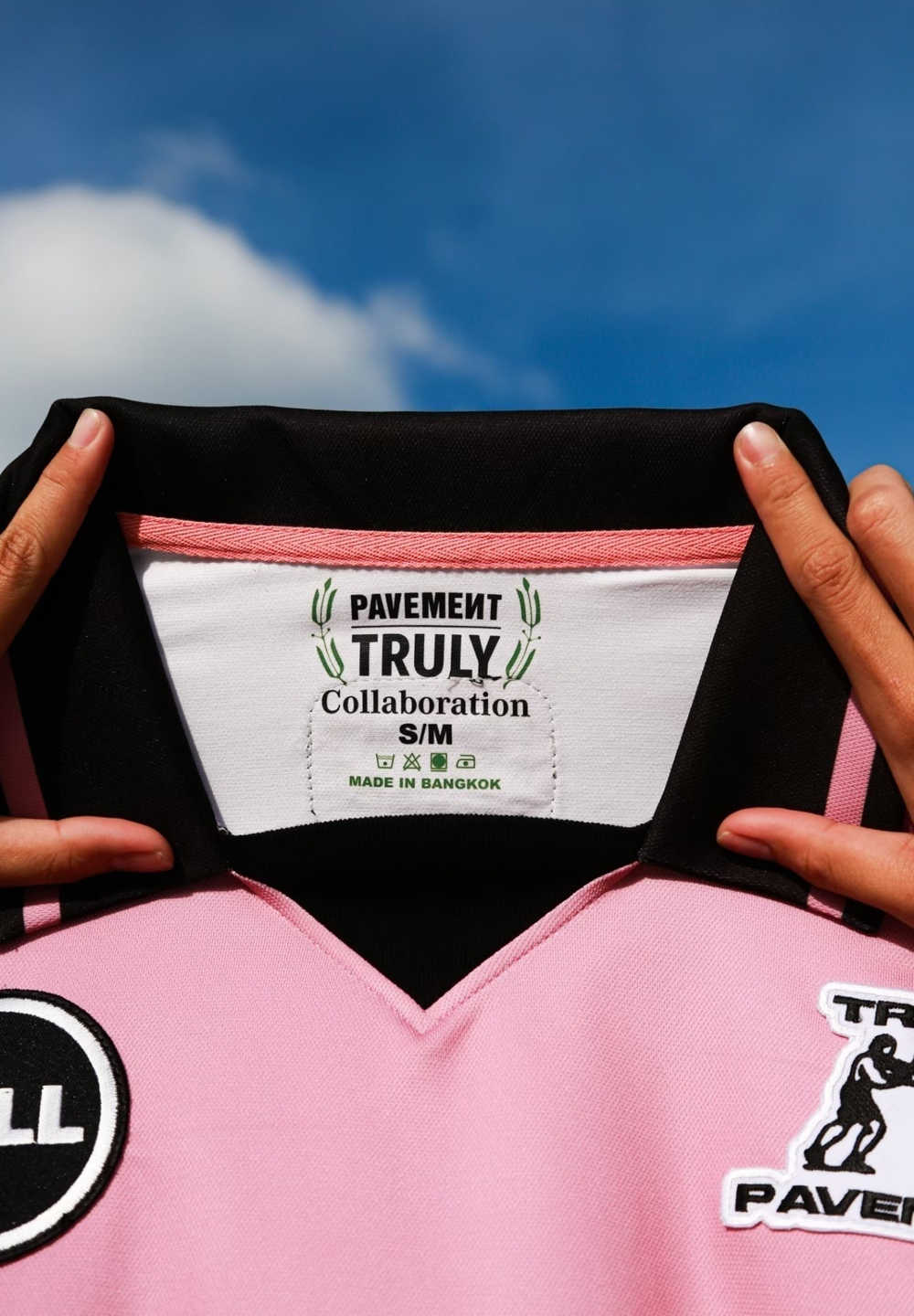 Pavement x Truly Everyday Football Jersy - PINK/BLACK - Image 2